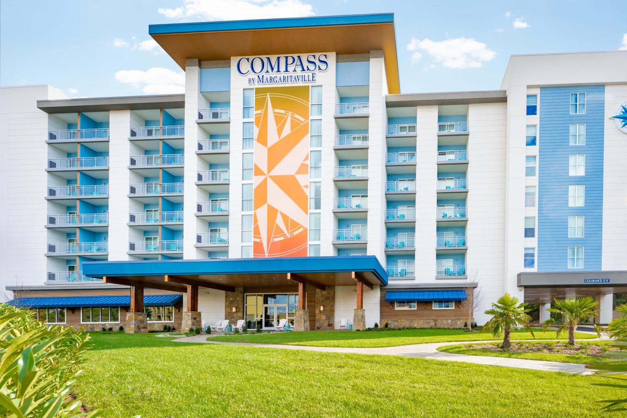 Compass By Margaritaville Hotel Пиджен-Фордж Экстерьер фото
